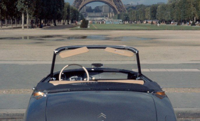 DS presenta ID 19 al Salone dell’Auto di Parigi del 1956 - Foto 6 di 6