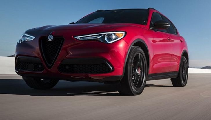 Alfa Romeo, arrivano Giulia e Stelvio in Nero Edizione - Foto 3 di 9