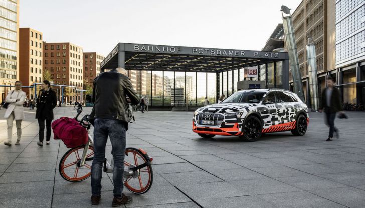 Audi E-Tron, in vendita da fine 2018, è sviluppata nella Gabbia di Faraday - Foto 10 di 26