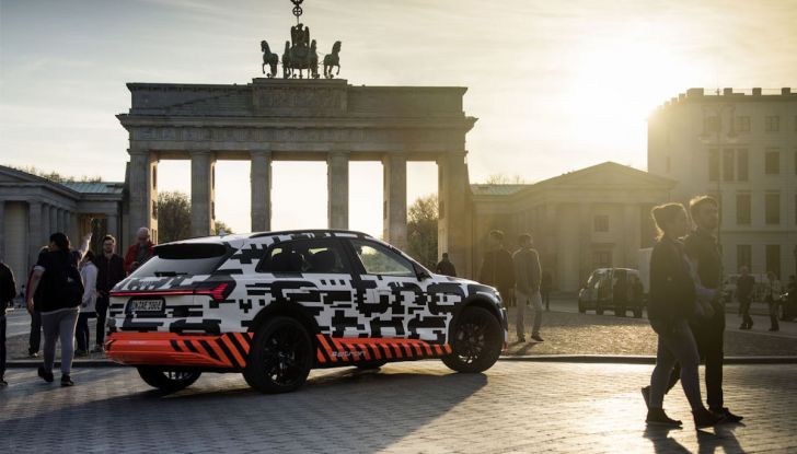 Audi E-Tron, in vendita da fine 2018, è sviluppata nella Gabbia di Faraday - Foto 11 di 26