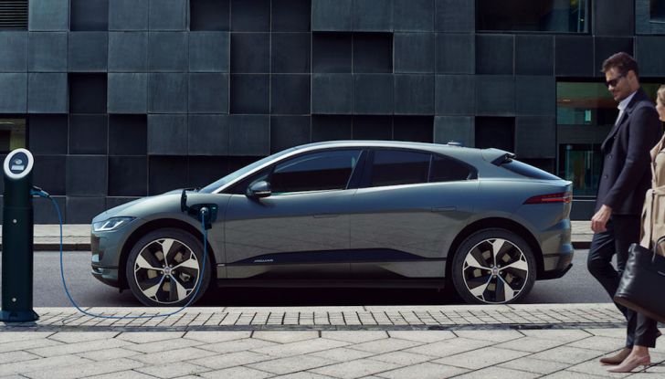 Ricariche gratis prorogate fino al 15 luglio per Tesla Model S ed X - Foto 8 di 13