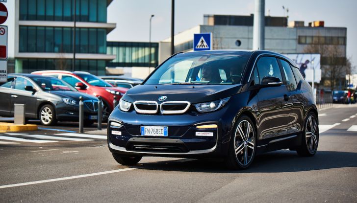 BMW i3 2018, la nostra prova su strada della piccola bavarese - Foto 9 di 21