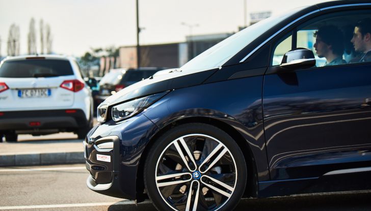 BMW i3 2018, la nostra prova su strada della piccola bavarese - Foto 5 di 21