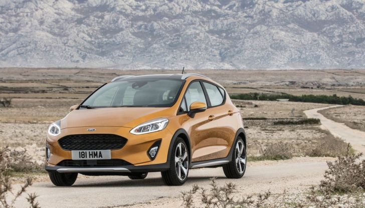 Le auto più comprate in Italia? A vincere tra le straniere è Ford Fiesta - Foto 2 di 25