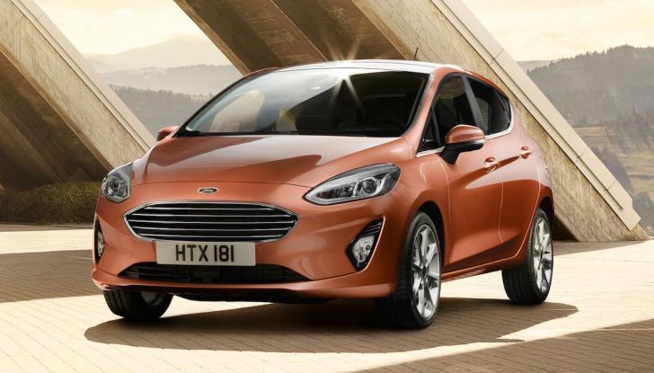 Le auto più comprate in Italia? A vincere tra le straniere è Ford Fiesta - Foto 15 di 25