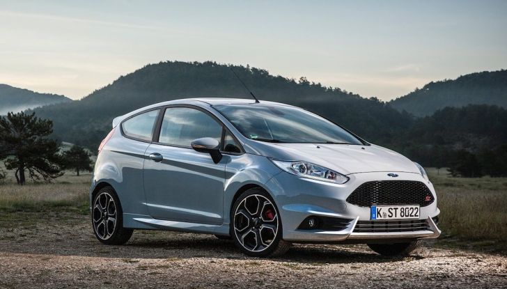 Le auto più comprate in Italia? A vincere tra le straniere è Ford Fiesta - Foto 10 di 25