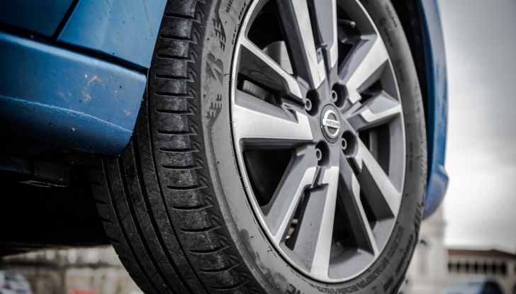 [VIDEO] Prova Nissan Micra 2018 da 71CV: anche per neopatentati! - Foto 6 di 28