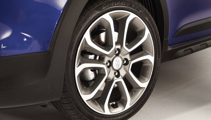 Hyundai i20 2018: più colore, nuovi motori e aggiornamenti tecnologici - Foto 4 di 14