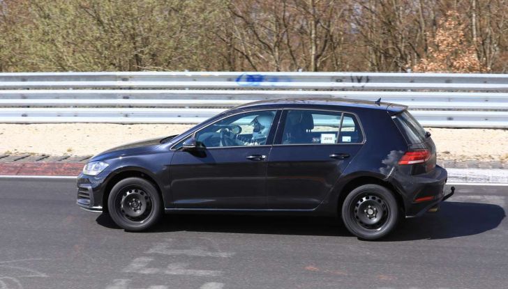 La prossima Volkswagen Golf sarà mild hybrid a 48 Volt - Foto 8 di 19