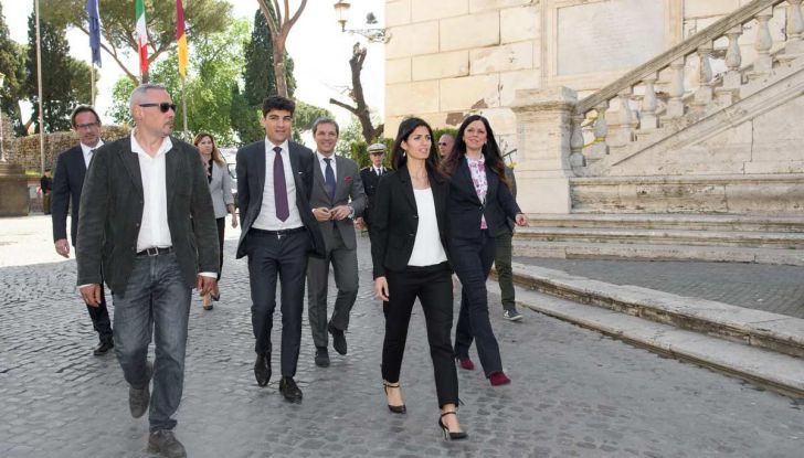 Quattro Citroen C-Zero e Berlingo elettriche per il Comune di Roma - Foto 5 di 9