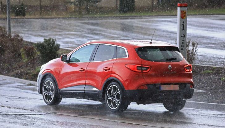 Renault Kadjar Facelift, immagini e informazioni tecniche - Foto 22 di 23