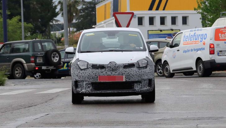 Fiat Panda e Renault Twingo diventano Gingo elettrica con la fusione FCA-Renault? - Foto 11 di 11