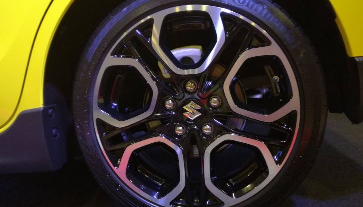 Nuova Suzuki Swift Sport 2018, peso piuma da 140CV - Foto 8 di 34