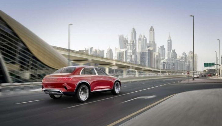 Vision Mercedes-Maybach Ultimate Luxury, il SUV di lusso dai materiali pregiati - Foto 5 di 14