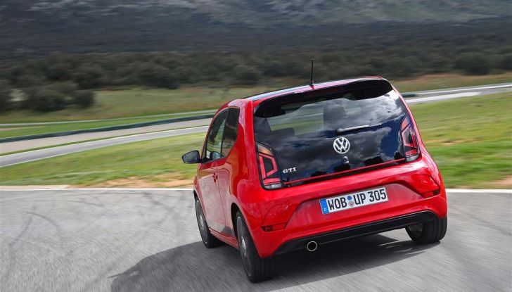 Volkswagen GTI, la gamma dalla up! alla Golf TCR - Foto 15 di 15