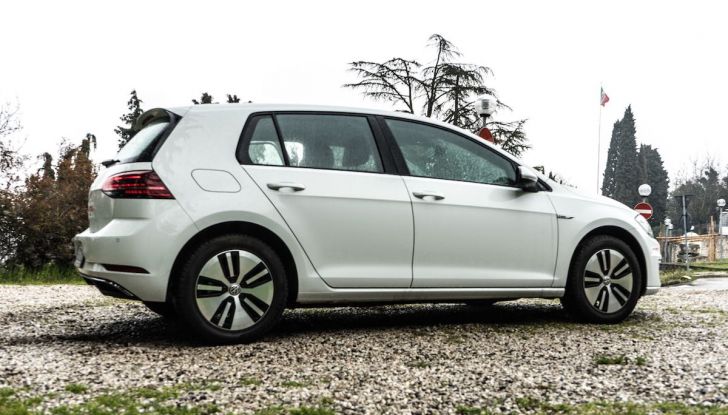 Prova Volkswagen e-Golf 2018: Tanta autonomia, comfort e stile! - Foto 25 di 27