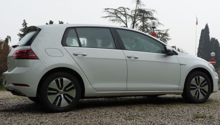 Prova Volkswagen e-Golf 2018: Tanta autonomia, comfort e stile! - Foto 26 di 27