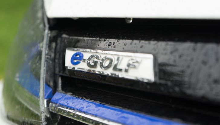 Prova Volkswagen e-Golf 2018: Tanta autonomia, comfort e stile! - Foto 11 di 27