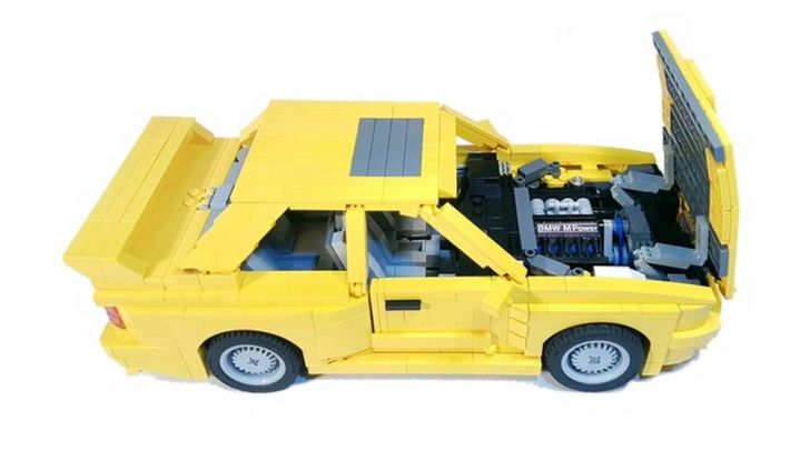 BMW M3 E30 in Lego, la sportiva fatta di mattoncini - Foto 15 di 18