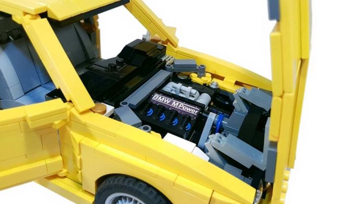 BMW M3 E30 in Lego, la sportiva fatta di mattoncini - Foto 16 di 18