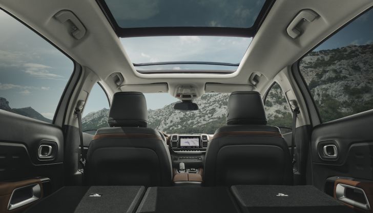 Citroen C5 Aircross: debuttano ibrido plug-in e sospensioni idrauliche - Foto 9 di 16