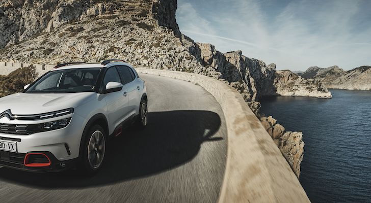 Citroen C5 Aircross: debuttano ibrido plug-in e sospensioni idrauliche - Foto 2 di 16