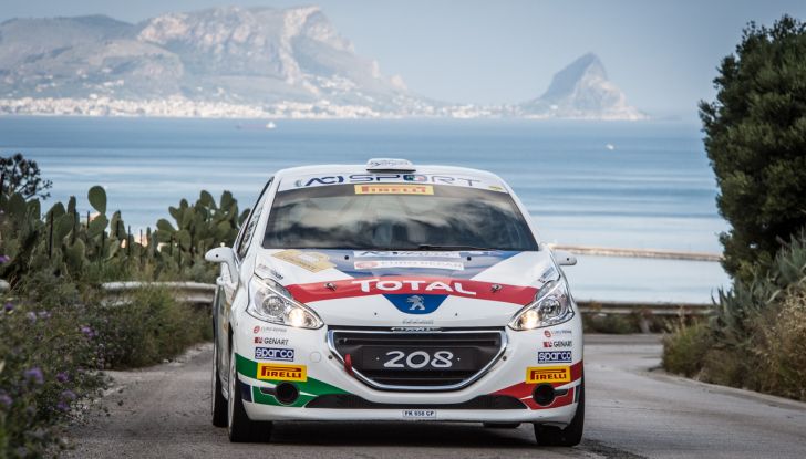 Damiano De Tommaso (junior team Peugeot 208 R2B) soddisfattissimo del primo posto al Targa Florio - Foto 2 di 2
