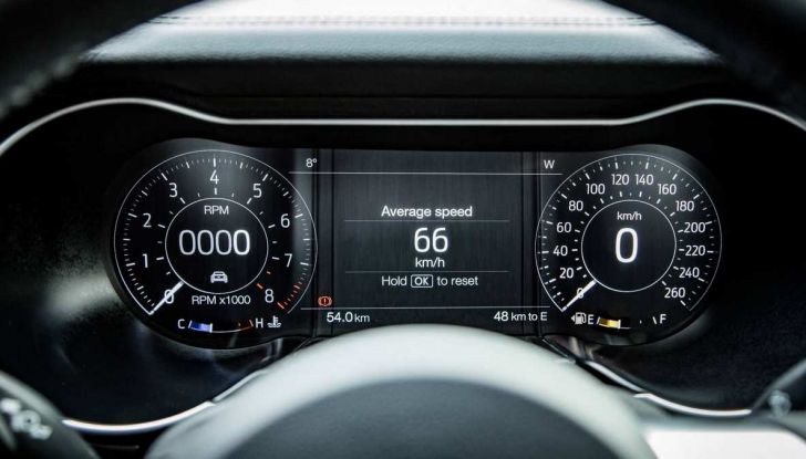 Ford Mustang Bullit provata sulle strade dell’Isola di Man - Foto 18 di 18