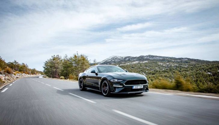 Ford Mustang Bullit provata sulle strade dell’Isola di Man - Foto 11 di 18