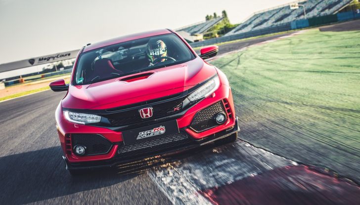 Honda Civic Type R 2018 da record a Magny-Cours, continua il Challenge! - Foto 2 di 6