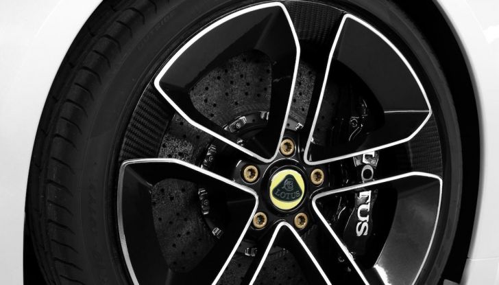 Nuova Lotus Esprit 2020, costruita nel segno di Colin Chapman - Foto 8 di 9