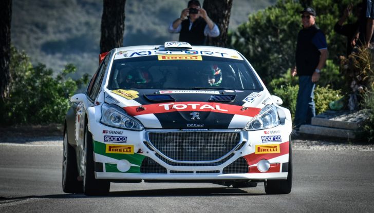 Marco Pollara (Peugeot 208 T16 ufficiale) sfortunato all’Elba 2018 - Foto 2 di 2