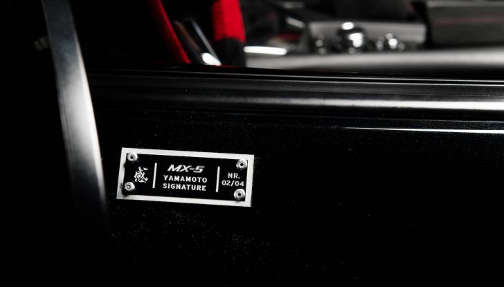 Mazda MX-5 Yamamoto, 4 esemplari al prezzo di 37.500 euro - Foto 9 di 16