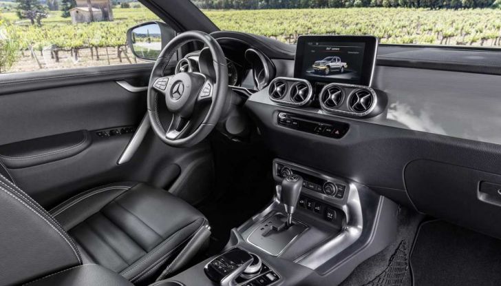 Mercedes Classe X, il pick-up debutta nel videogioco The Crew 2 - Foto 3 di 7