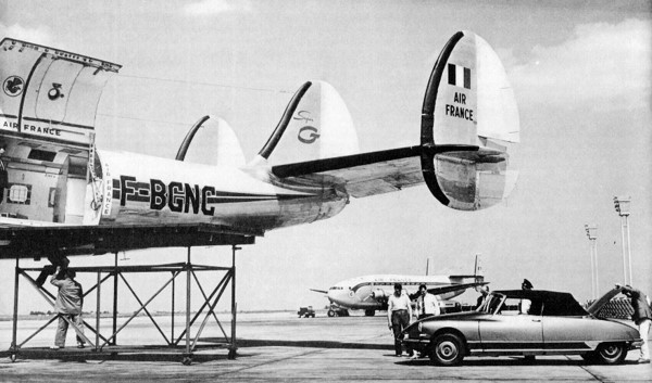 Una DS19 Cabriolet a Hollywood - Foto 5 di 5