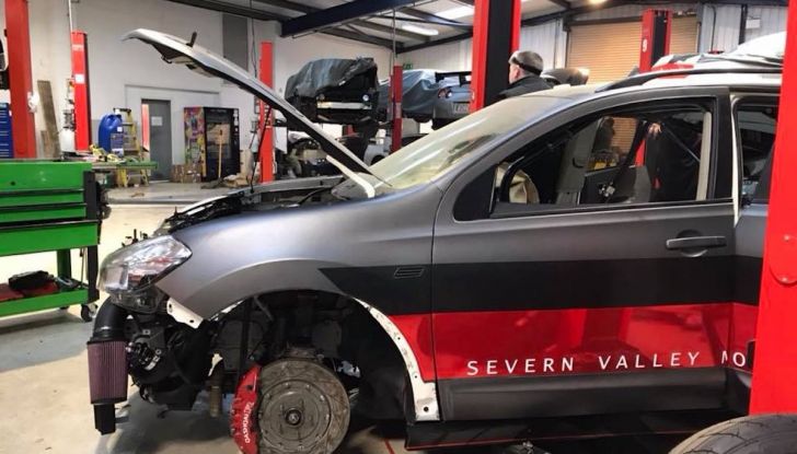 Nissan Qashqai da 2.000CV è il SUV più veloce del mondo [VIDEO] - Foto 9 di 20