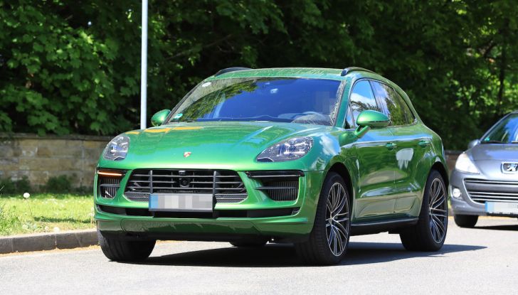 Porsche Macan: la prossima generazione sarà elettrica - Foto 1 di 13