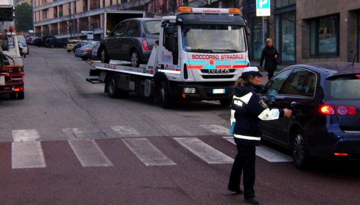 Rimozione forzata auto: le norme del Codice della Strada - Foto 7 di 7