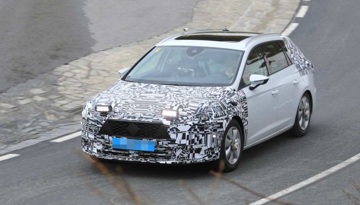 Seat Leon 2020 primo contatto su strada e dettagli tecnici - Foto 11 di 32