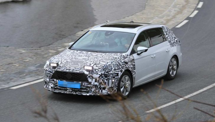 Seat Leon 2020 primo contatto su strada e dettagli tecnici - Foto 12 di 32