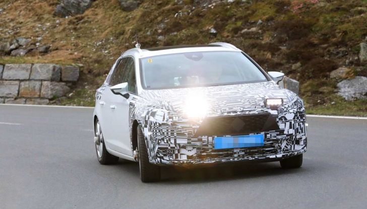Seat Leon 2020 primo contatto su strada e dettagli tecnici - Foto 3 di 32