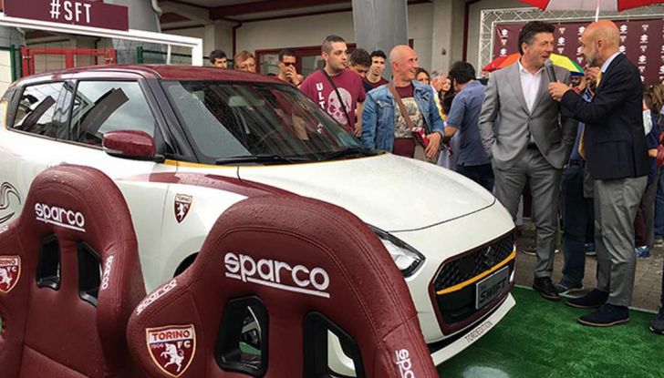Suzuki SWIFT Toro Edition per Walter Mazzarri, allenatore del Torino - Foto 4 di 6