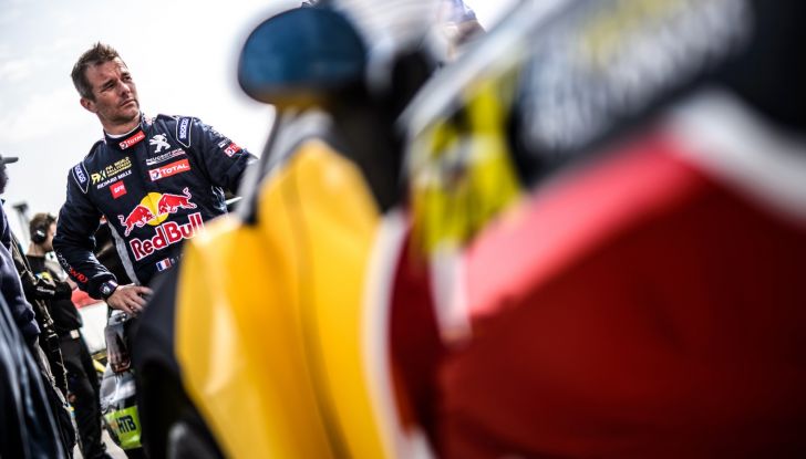 Sebastien Loeb (Peugeot 208 WRX) soddisfatto del podio in UK - Foto 1 di 2