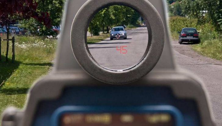 Cos’è la TruCam Telelaser, come funziona e come fare una contestazione immediata - Foto 5 di 7