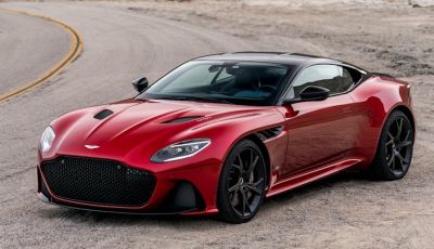 Nuova Aston Martin DBS Superleggera, il V12 Twin Turbo da 725CV