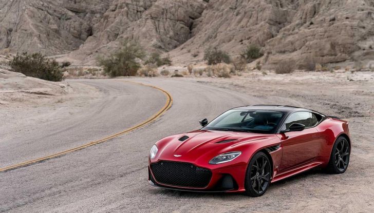 Nuova Aston Martin DBS Superleggera, il V12 Twin Turbo da 725CV - Foto 11 di 11