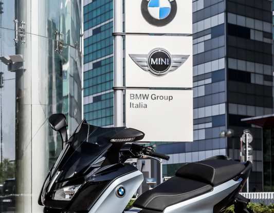BMW Group, nel futuro mobilità elettrica, digitalizzazione​, condivisione​ e guida autonoma - Foto 15 di 17