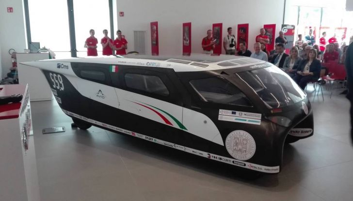 Svelata a Maranello Emilia 4, l’auto ad energia solare per le competizioni - Foto 3 di 3