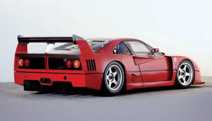 Ferrari F40 LM, esemplare record da 5 milioni di euro - Foto 1 di 6