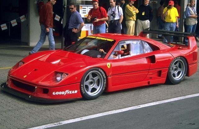 Ferrari F40 LM, esemplare record da 5 milioni di euro - Foto 6 di 6